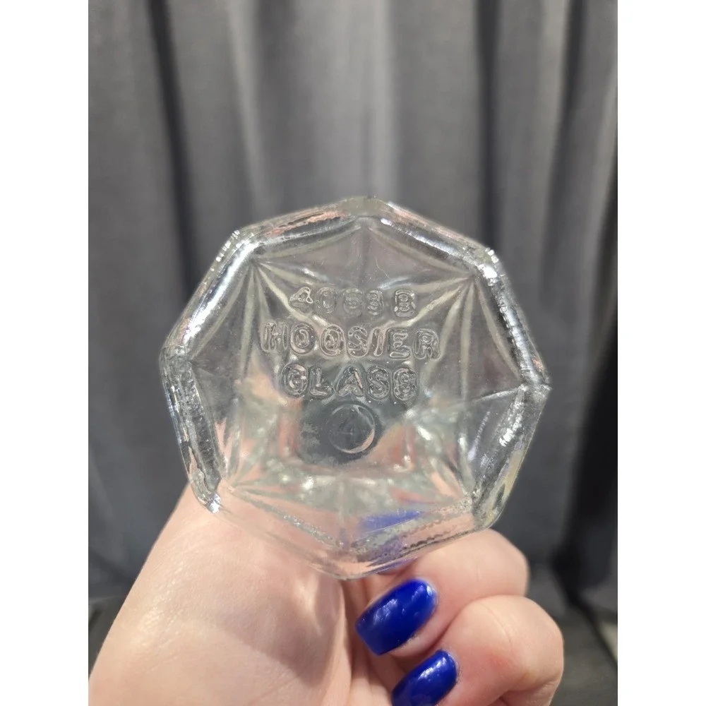 Vintage MCM Hoosier 4063-B Clear Cut Glass Small Bud Vase Starburst Pattern 6